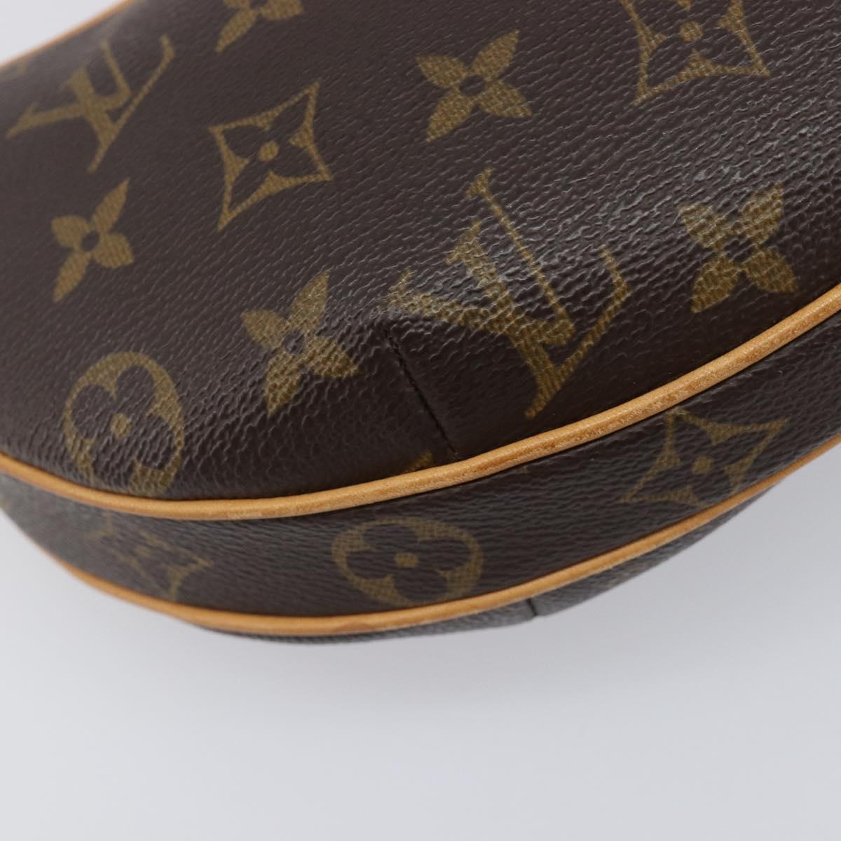 LOUIS VUITTON Monogram Pochette Croissant Shoulder Bag M51510 LV Auth BA16038V