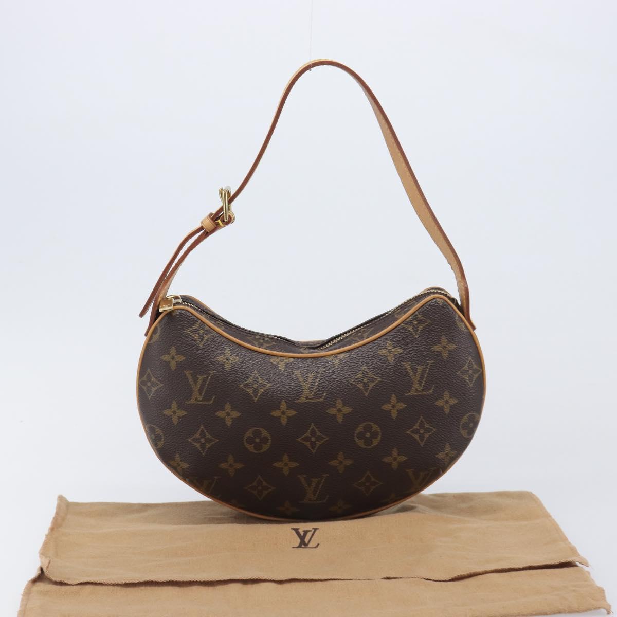 LOUIS VUITTON Monogram Pochette Croissant Shoulder Bag M51510 LV Auth BA16038V