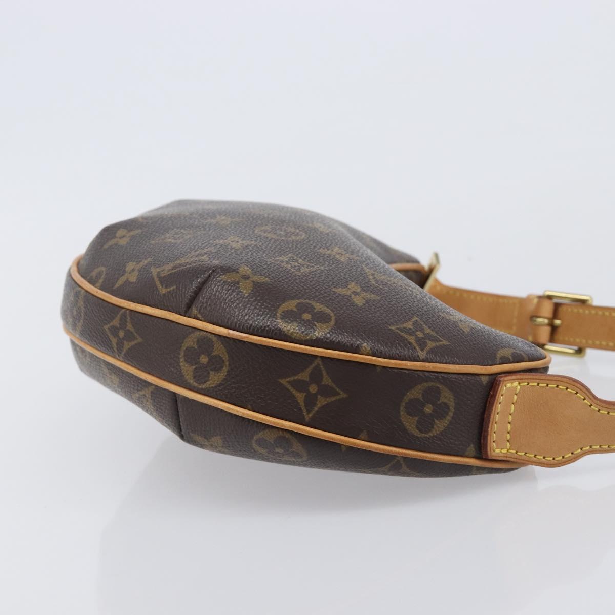 LOUIS VUITTON Monogram Pochette Croissant Shoulder Bag M51510 LV Auth BA16038V