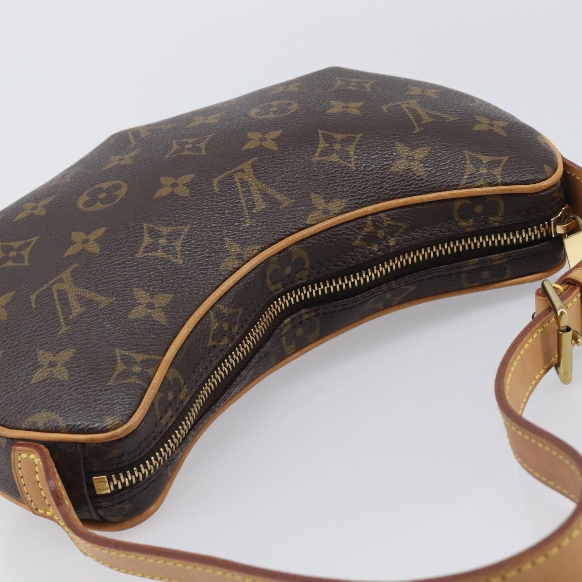 LOUIS VUITTON Monogram Pochette Croissant Shoulder Bag M51510 LV Auth BA16038V