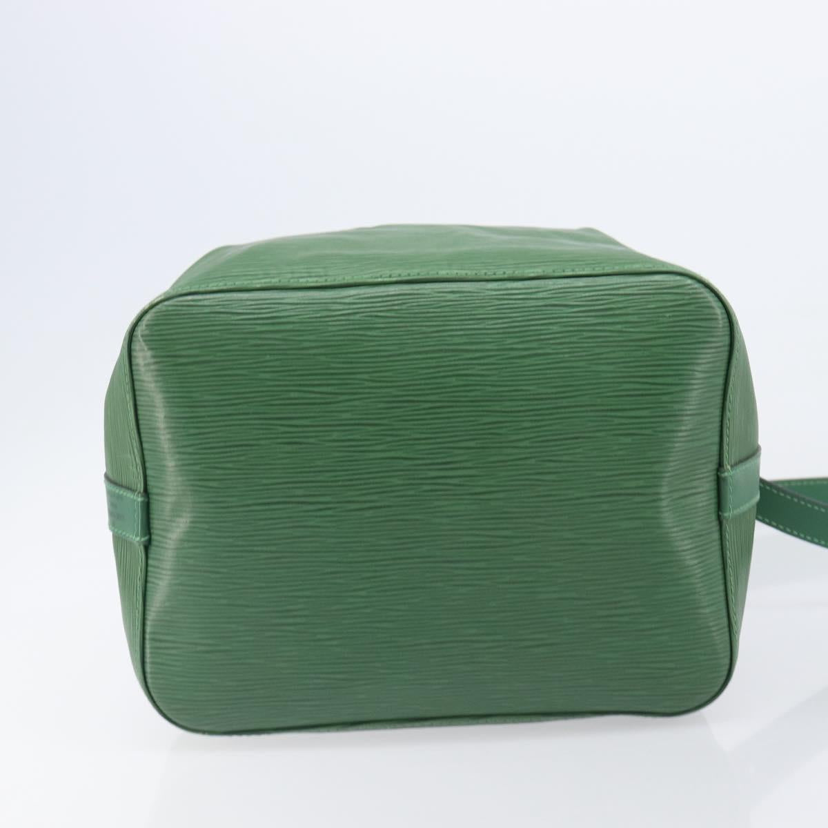 LOUIS VUITTON Epi Petit Noe Shoulder Bag Green M44104 LV Auth BA16162