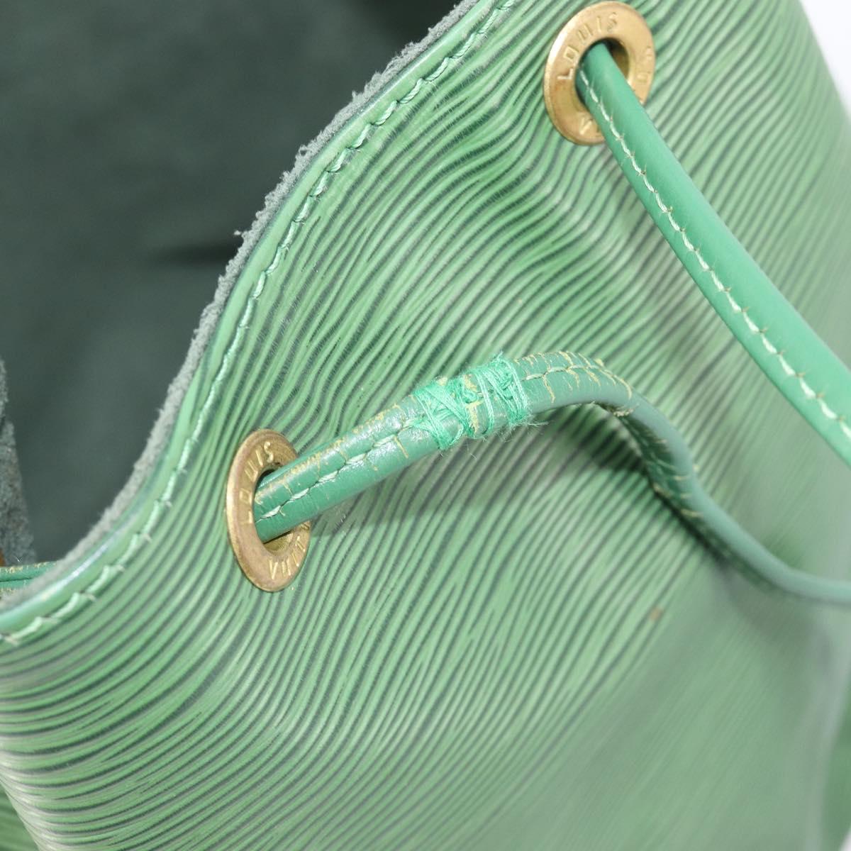 LOUIS VUITTON Epi Petit Noe Shoulder Bag Green M44104 LV Auth BA16162
