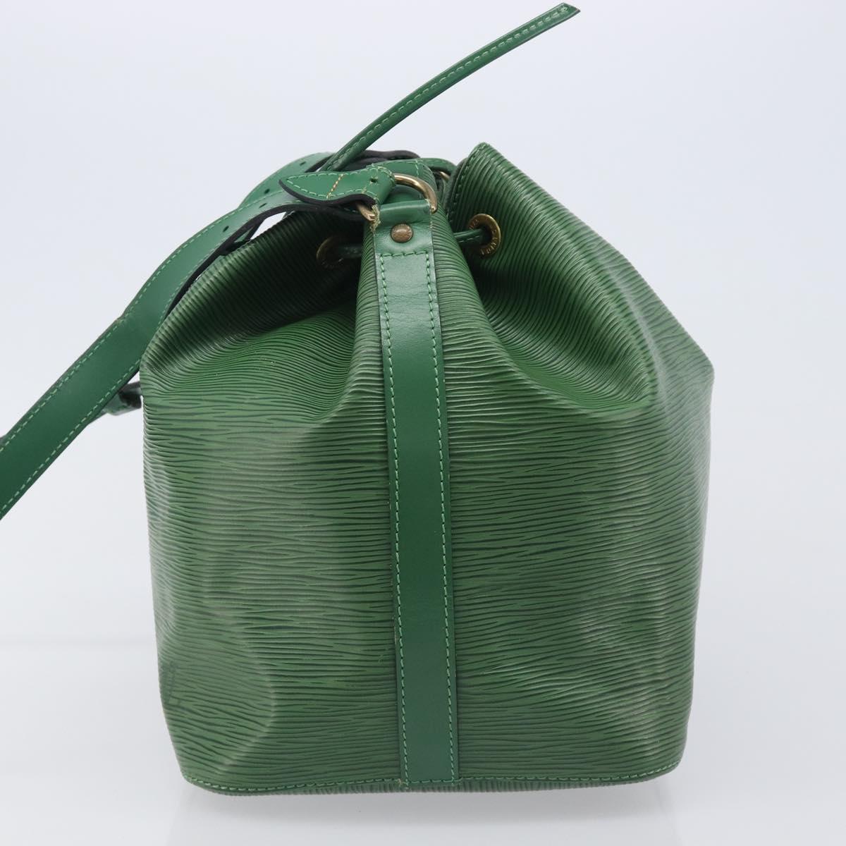 LOUIS VUITTON Epi Petit Noe Shoulder Bag Green M44104 LV Auth BA16162