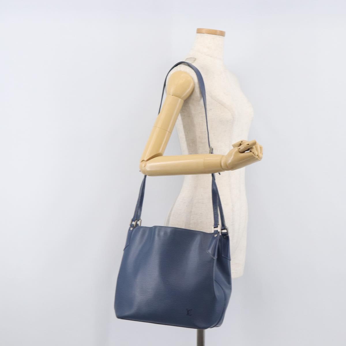 LOUIS VUITTON Epi Mandala MM Shoulder Bag Myrtille M5889G LV Auth BA16218