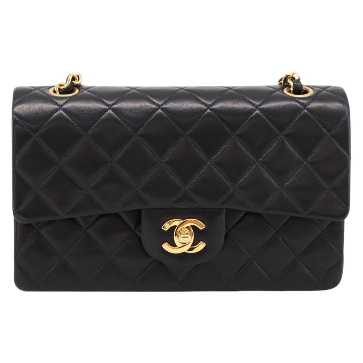 CHANEL Matelasse 25 Double Flap Chain Shoulder Bag Lamb Skin Auth BA16328SAM