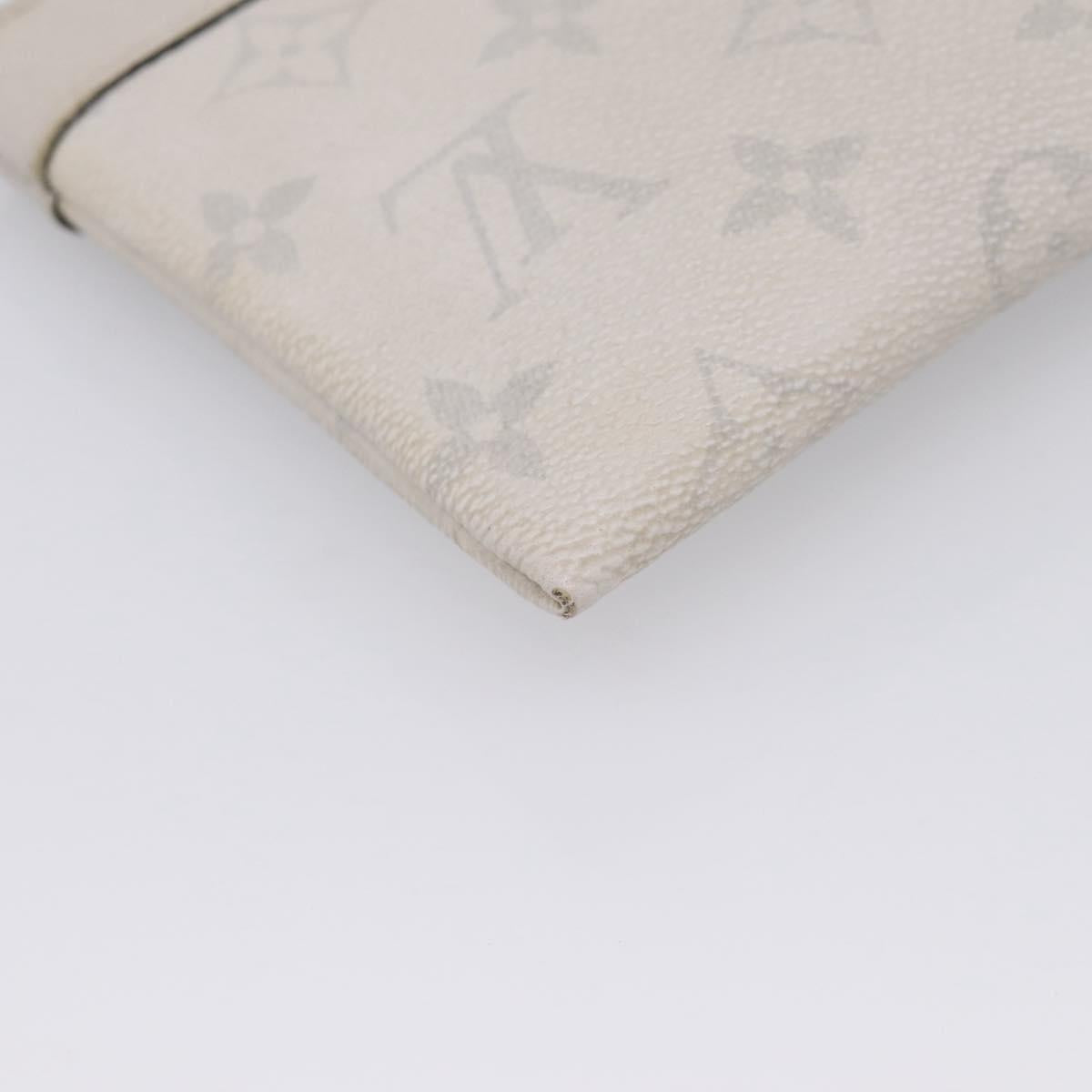 LOUIS VUITTON Monogram Taigarama Pochette Discovery PM White M30279 Auth BA16482