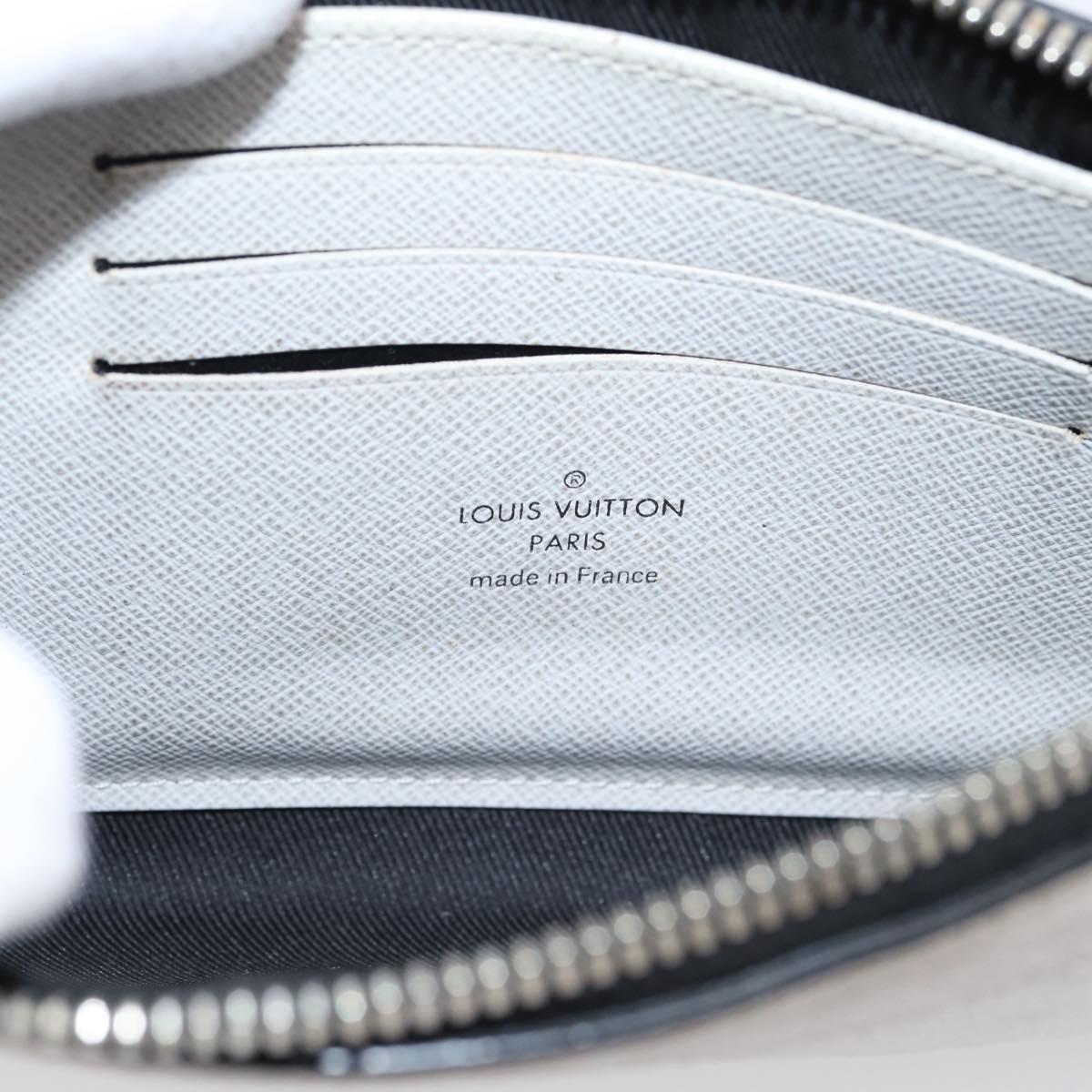 LOUIS VUITTON Monogram Taigarama Pochette Discovery PM White M30279 Auth BA16482