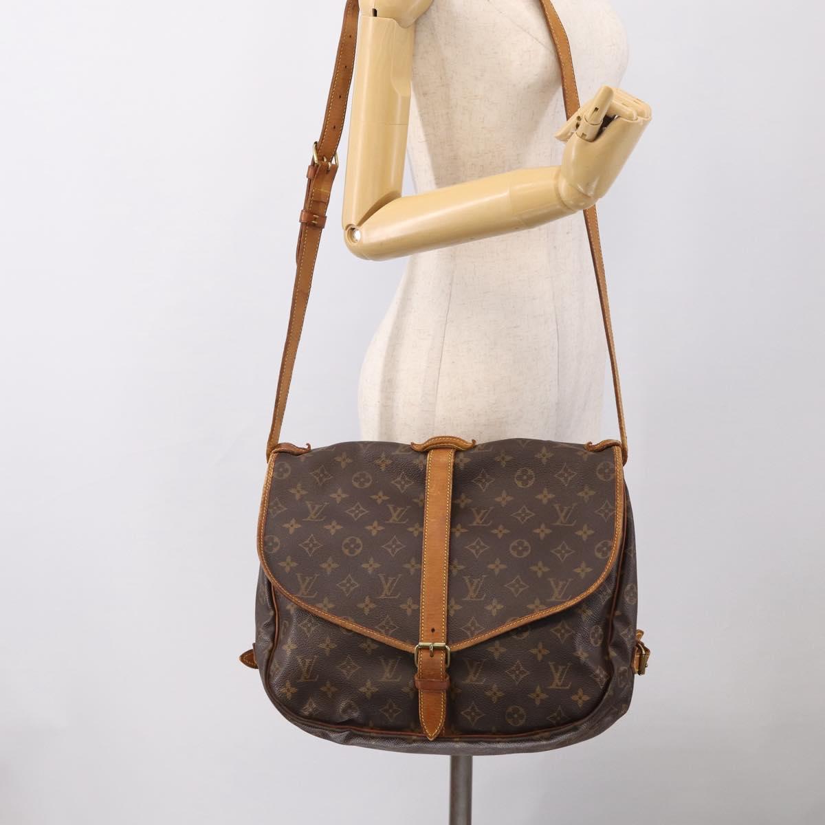 LOUIS VUITTON Monogram Saumur 35 Shoulder Bag M42254 LV Auth BA16591