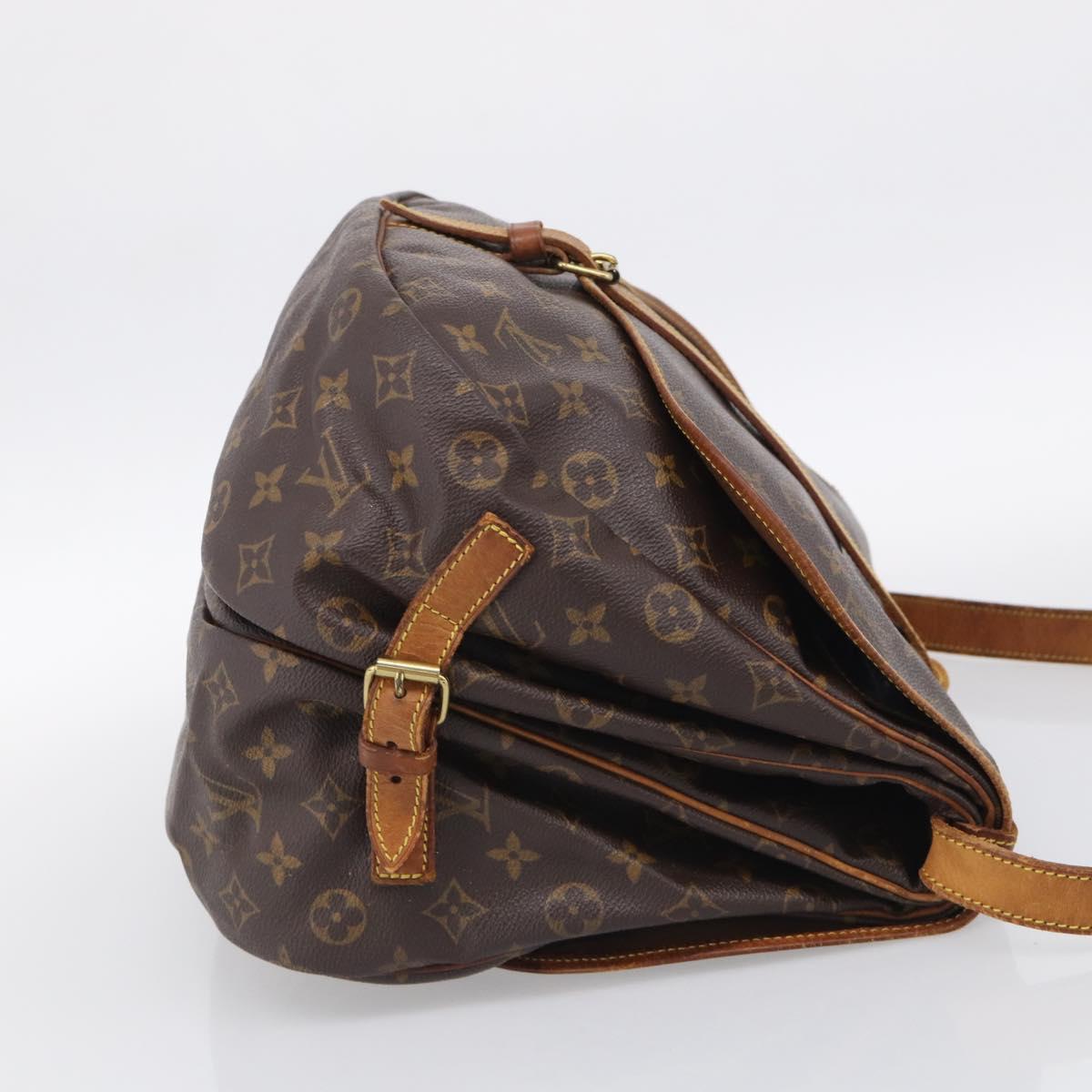 LOUIS VUITTON Monogram Saumur 35 Shoulder Bag M42254 LV Auth BA16591