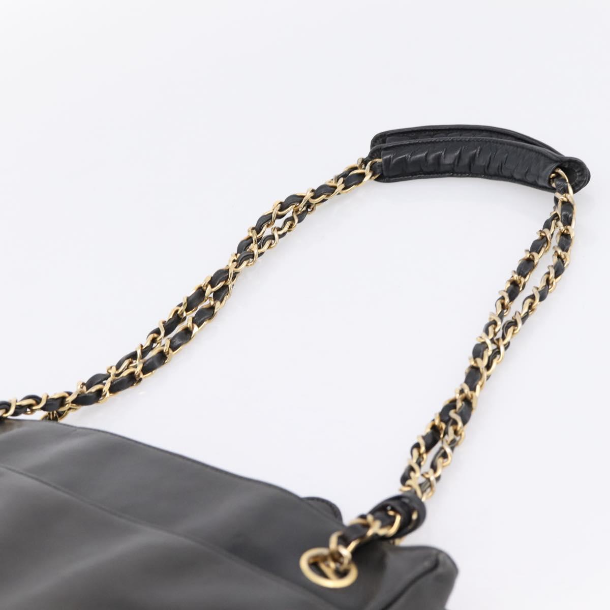 CHANEL Matelasse Chain Shoulder Bag Leather Black Gold Tone CC Auth BA16612