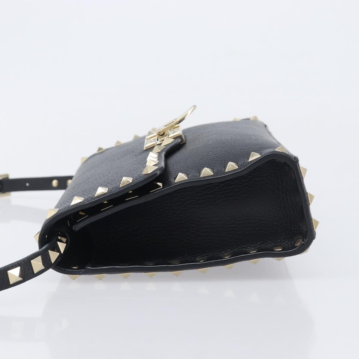 Valentino Rock studs Shoulder Bag Leather Black Gold Tone Auth BA16640A