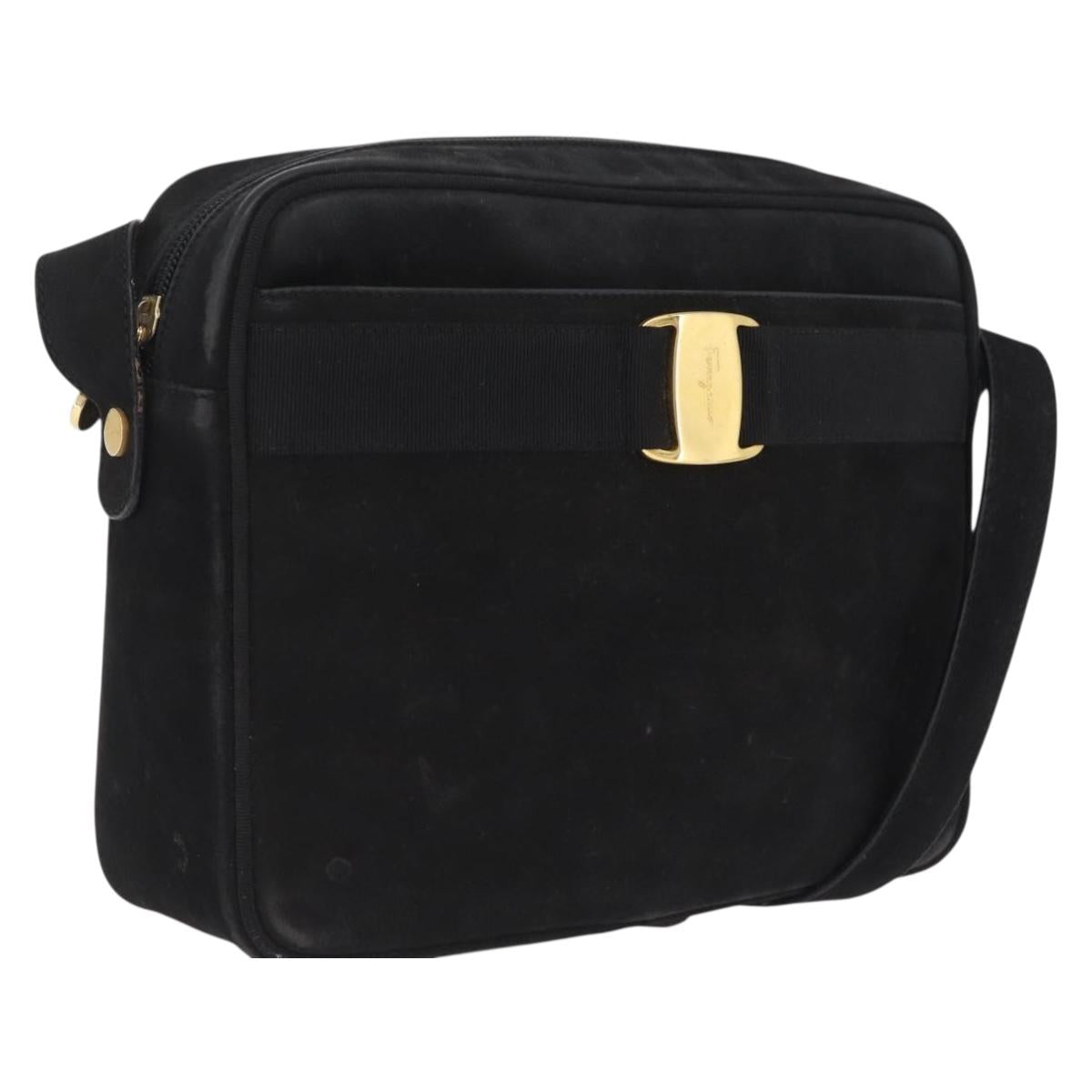 Salvatore Ferragamo Vala Shoulder Bag Suede Black Gold Tone Auth BA16787