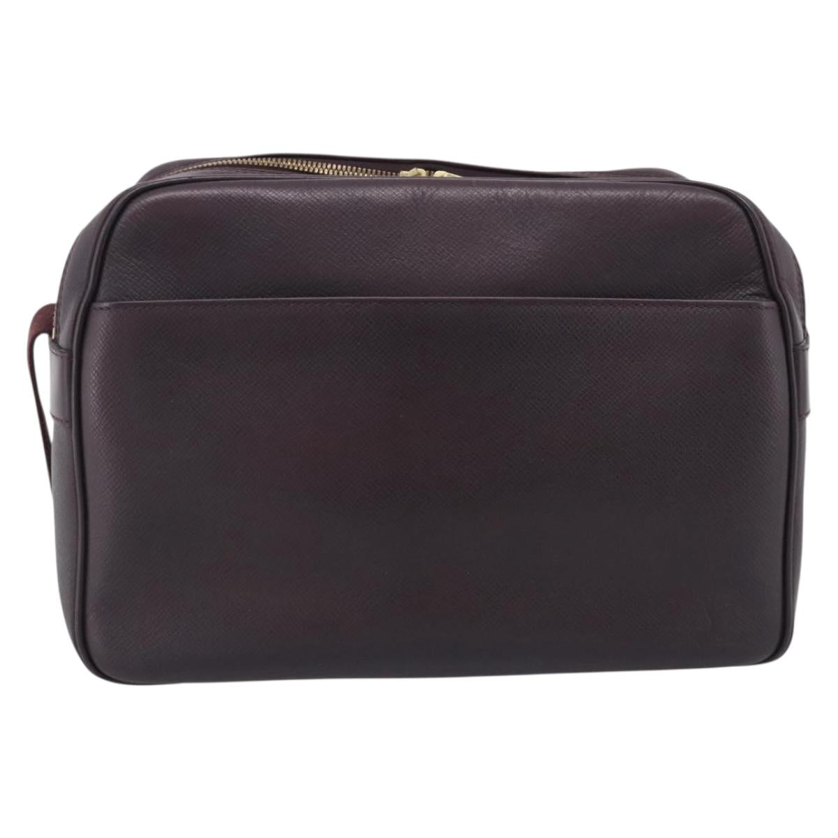 LOUIS VUITTON Taiga Reporter PM Shoulder Bag Acajou M30156 LV Auth BA16802
