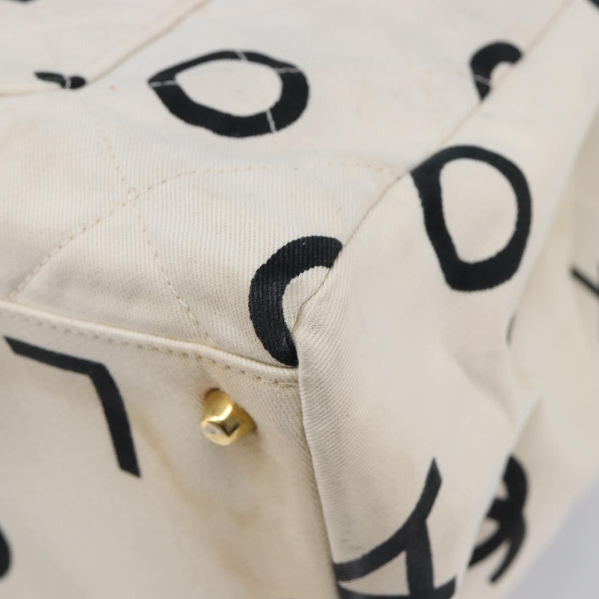 CHANEL Matelasse Tote Bag Canvas White Gold Tone CC Auth BA16870