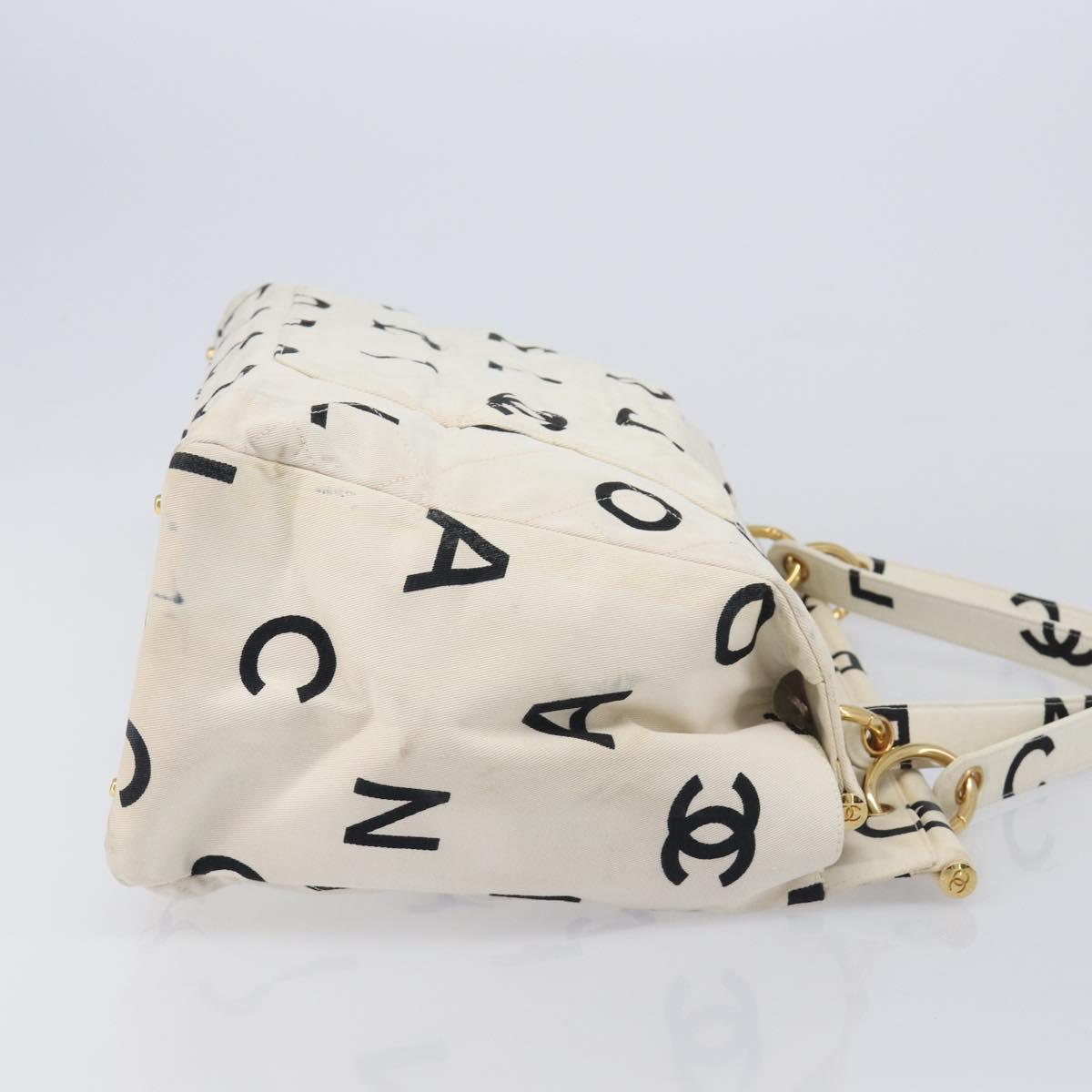 CHANEL Matelasse Tote Bag Canvas White Gold Tone CC Auth BA16870