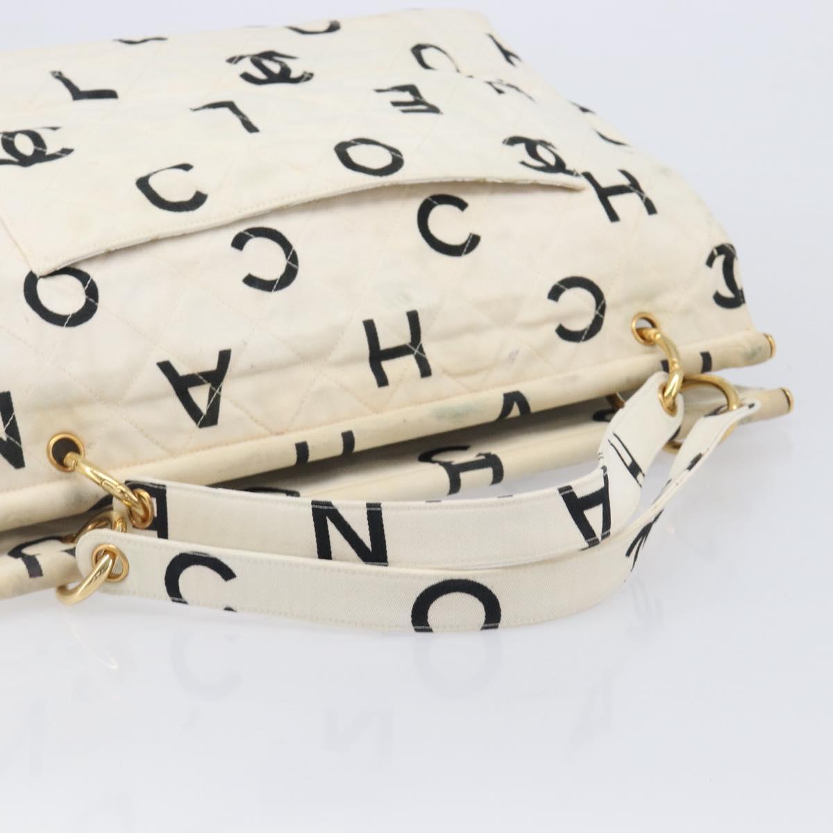 CHANEL Matelasse Tote Bag Canvas White Gold Tone CC Auth BA16870