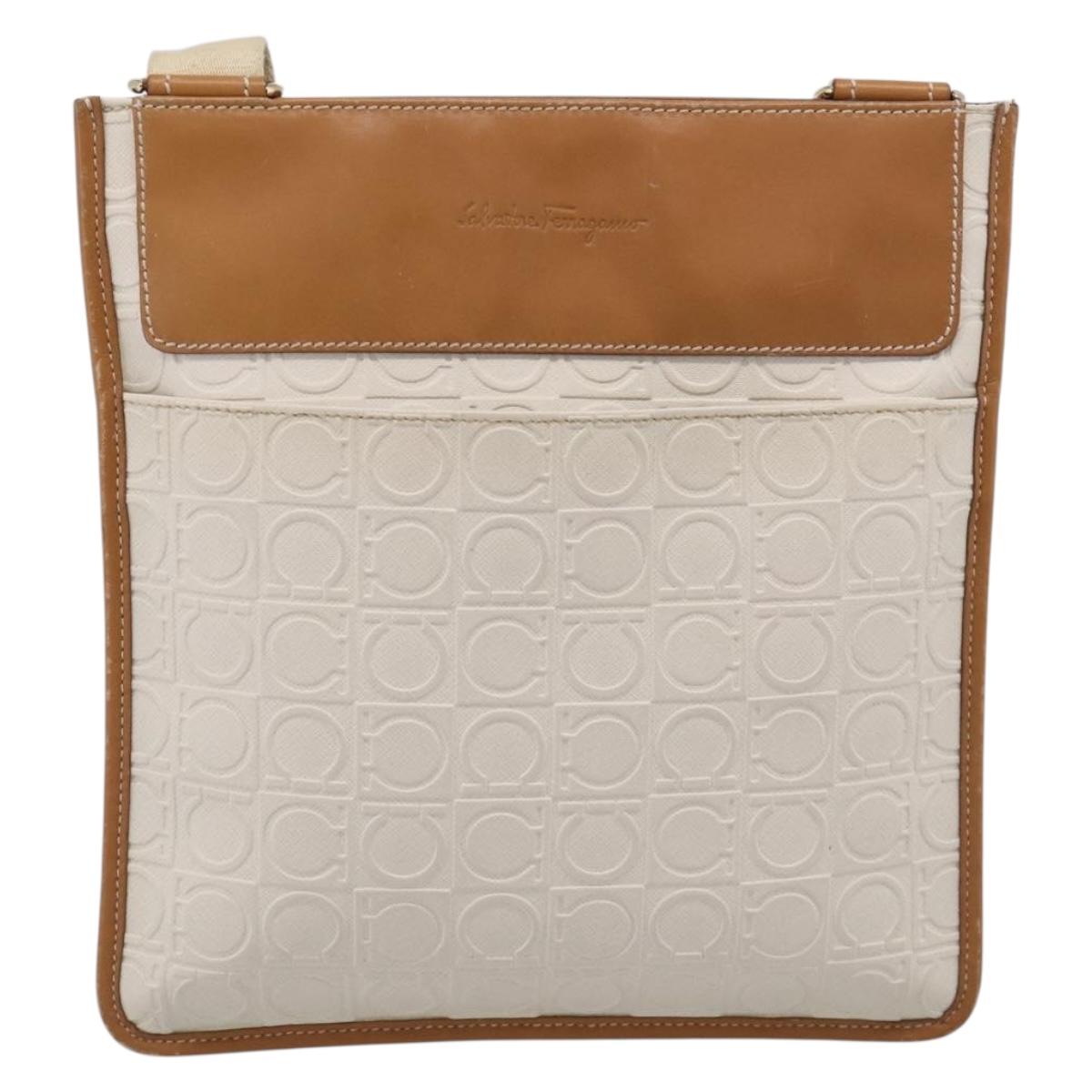 Salvatore Ferragamo Gancini Shoulder Bag Leather White Brown Auth BA16913