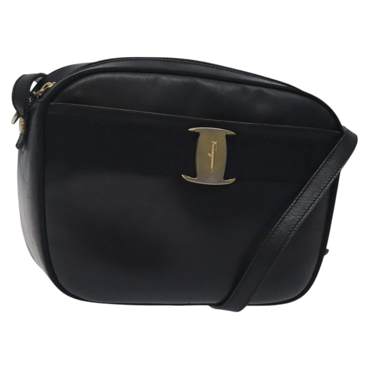 Salvatore Ferragamo Vala Shoulder Bag Leather Navy Gold Auth BA3032