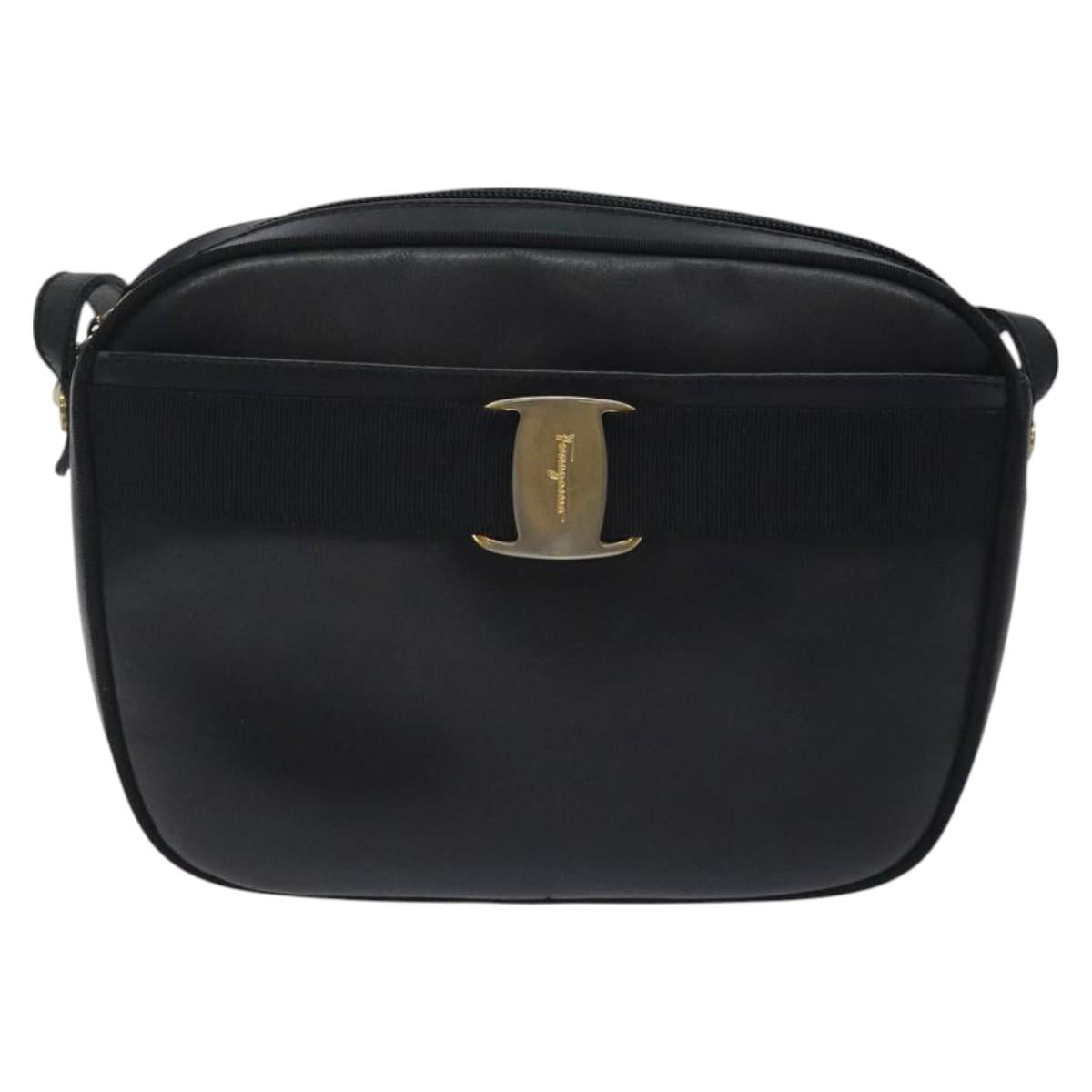 Salvatore Ferragamo Vala Shoulder Bag Leather Navy Gold Auth BA3032