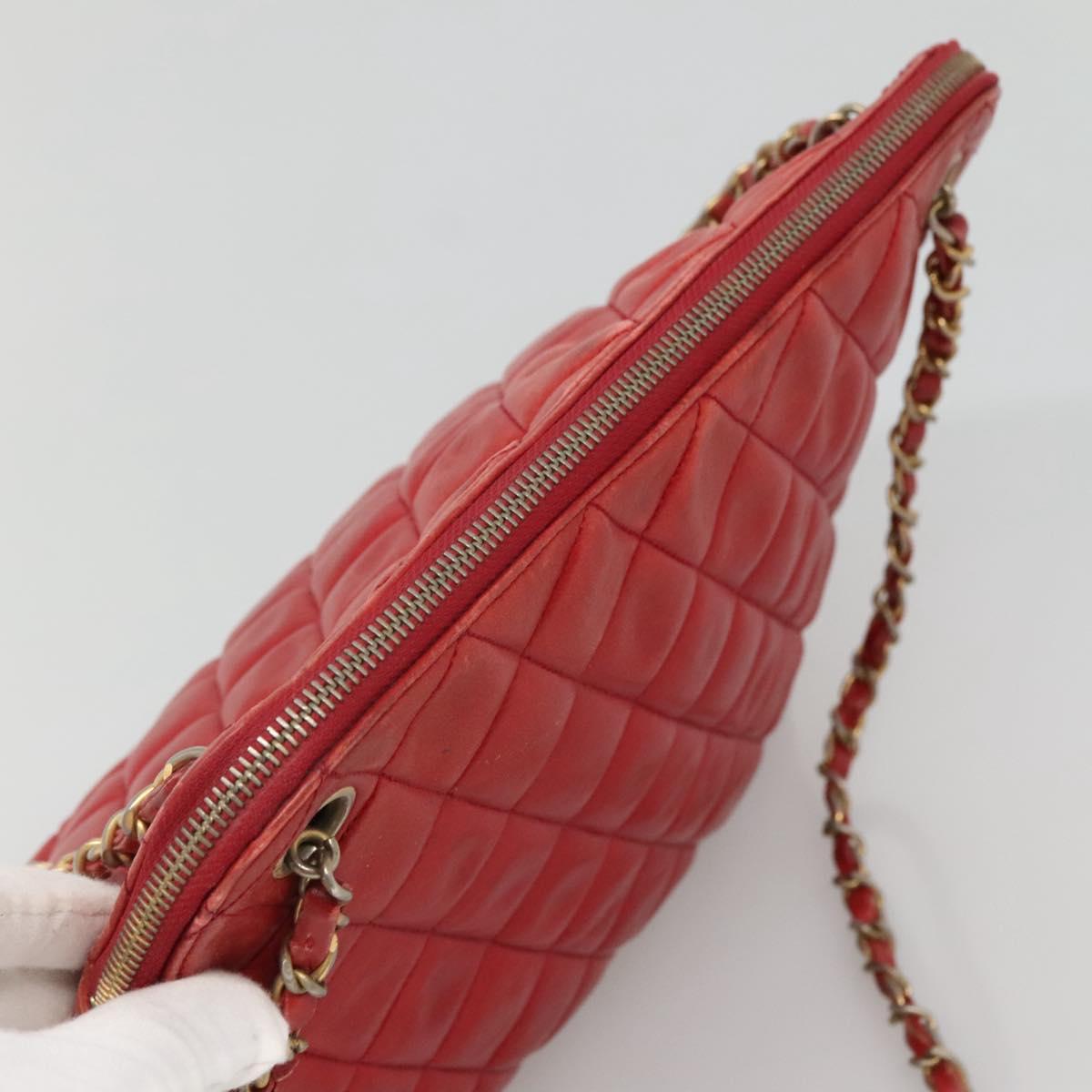 CHANEL Matelasse Chain Shoulder Bag Lamb Skin Red Gold CC Auth BA3499