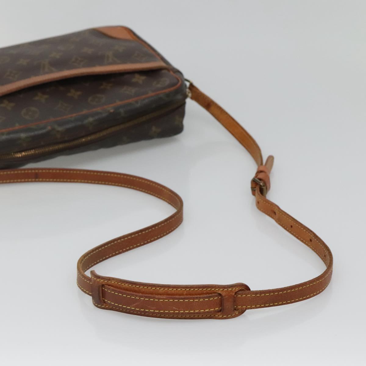 LOUIS VUITTON Monogram Trocadero 30 Shoulder Bag M51272 LV Auth BA3646
