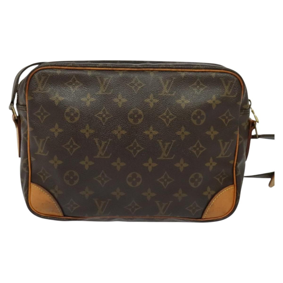 LOUIS VUITTON Monogram Nile Shoulder Bag M45244 LV Auth BA3804