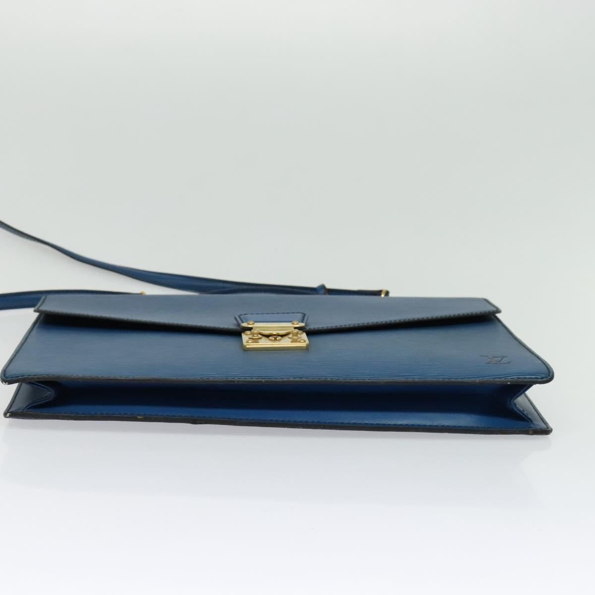 LOUIS VUITTON Epi Porte Documents Bandouliere Bag Toledo Blue LV Auth BA4126