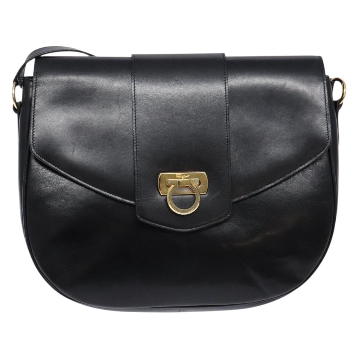 Salvatore Ferragamo Gancini Shoulder Bag Leather Black Gold Auth BA4219