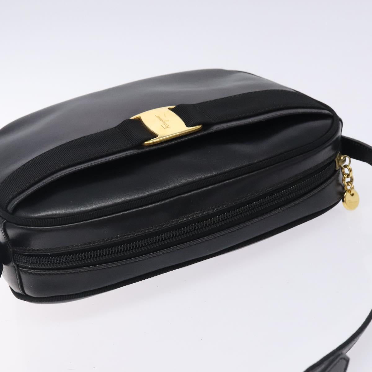 Salvatore Ferragamo Vala Shoulder Bag Leather Black Gold Auth BA4221