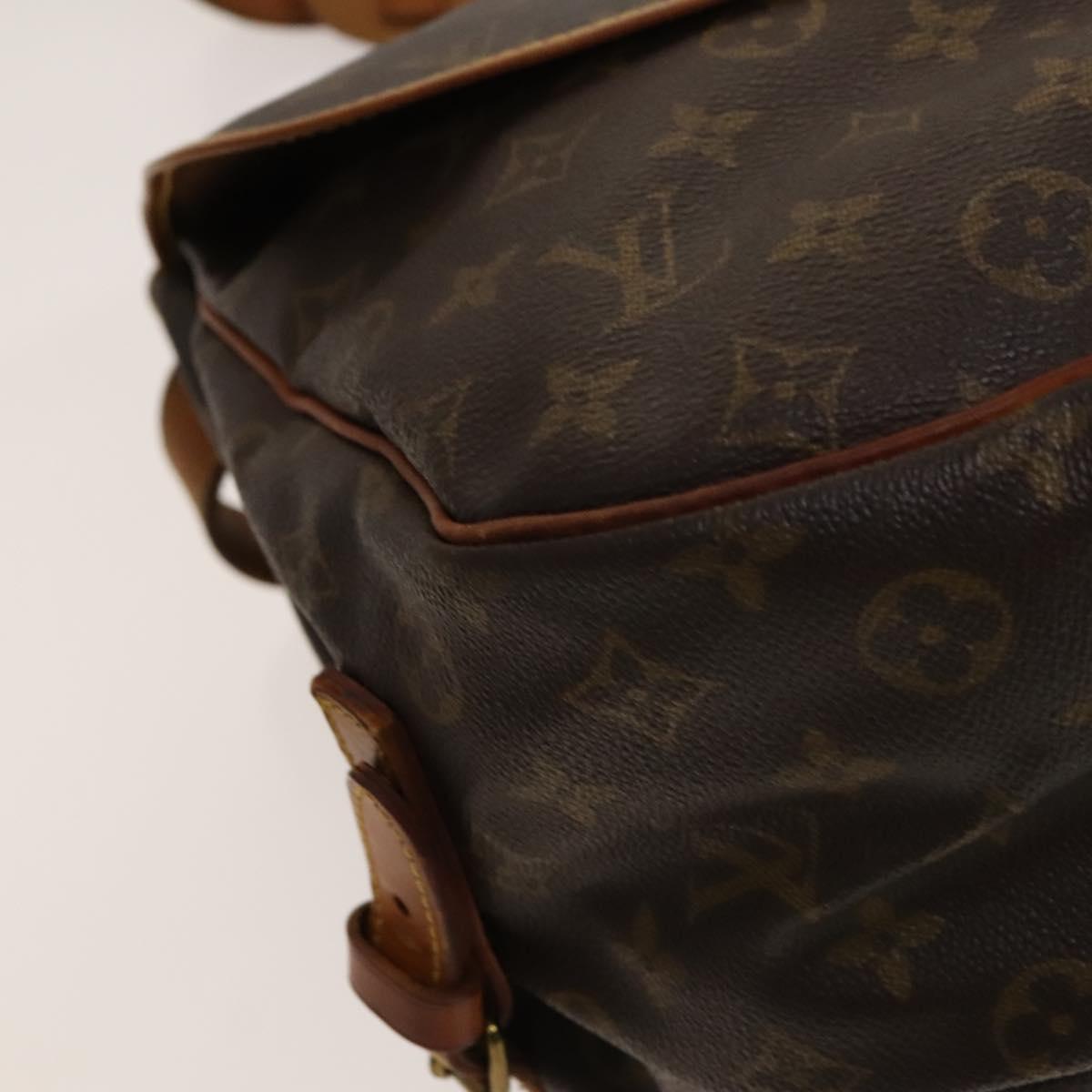 LOUIS VUITTON Monogram Saumur 35 Shoulder Bag M42254 LV Auth BA4420