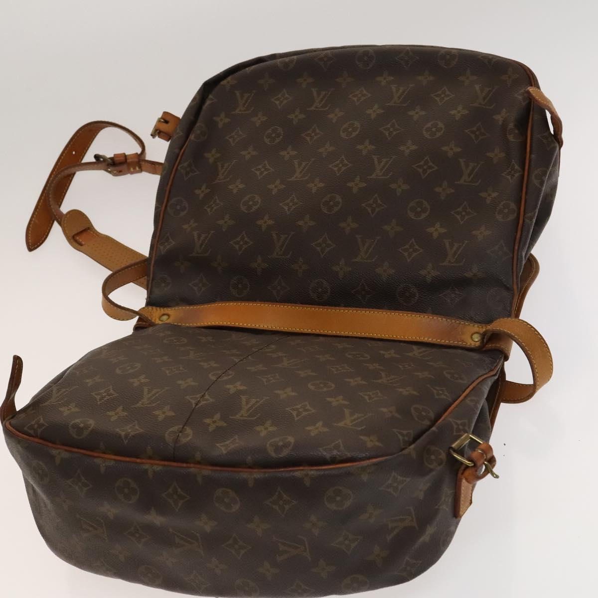 LOUIS VUITTON Monogram Saumur 35 Shoulder Bag M42254 LV Auth BA4420