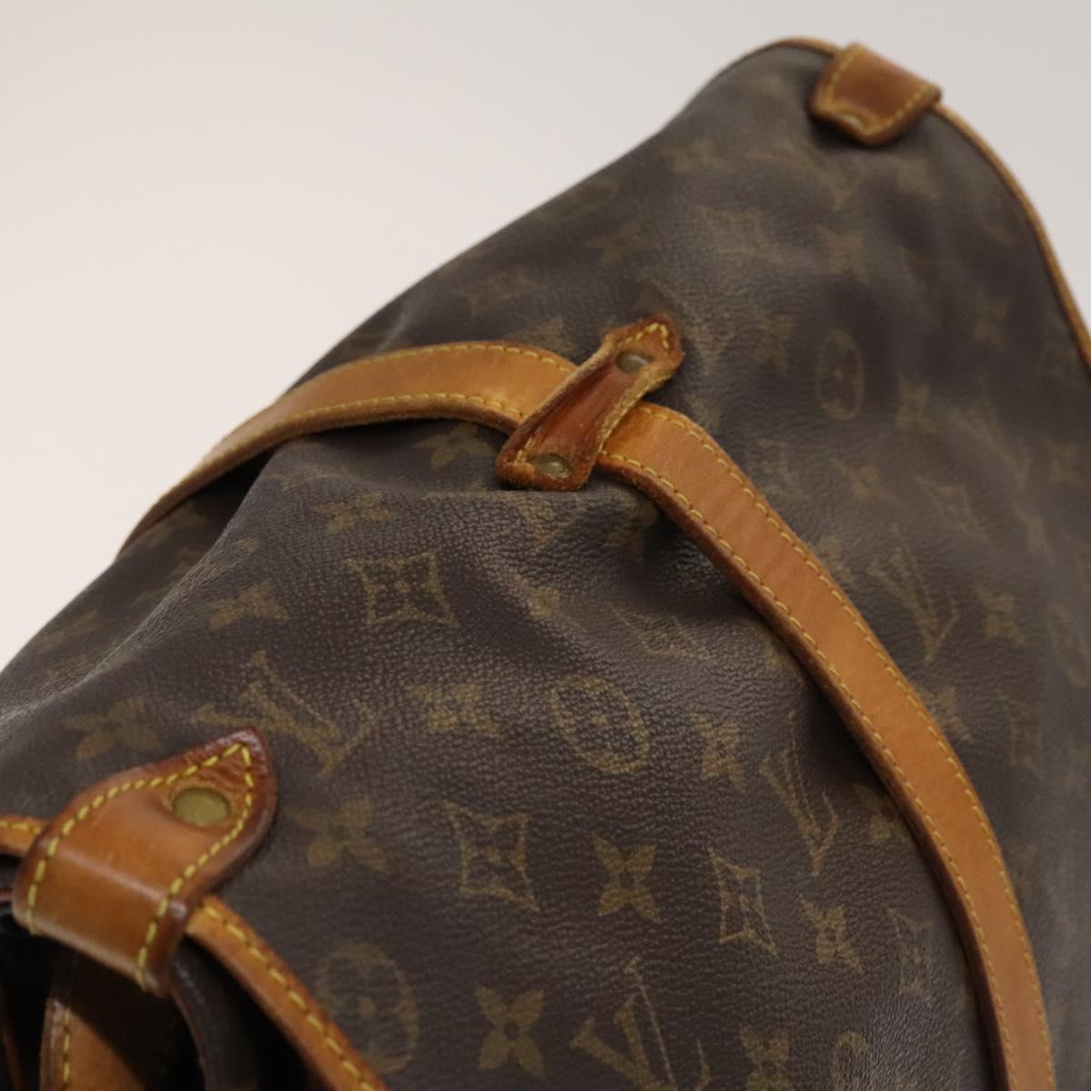 LOUIS VUITTON Monogram Saumur 35 Shoulder Bag M42254 LV Auth BA4420