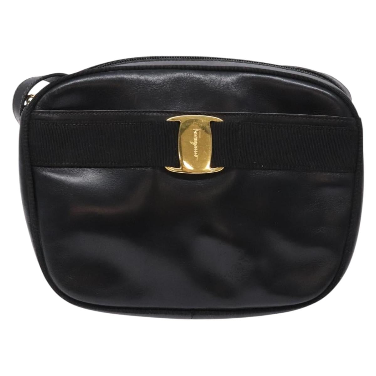 Salvatore Ferragamo Vala Shoulder Bag Leather Black Gold Auth BA5416
