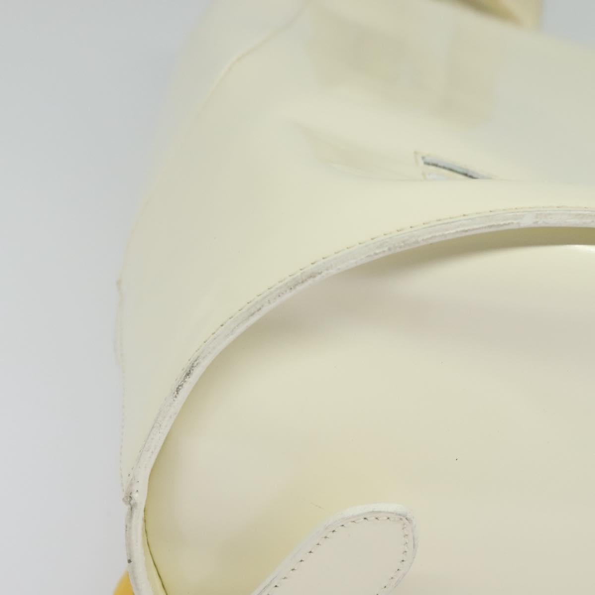 Salvatore Ferragamo Gancini Backpack Patent leather White Auth BA5435