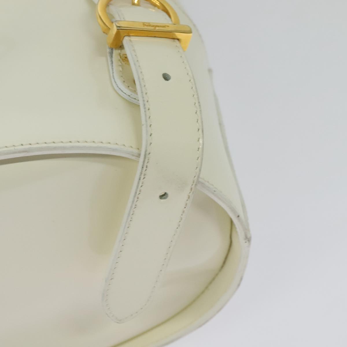 Salvatore Ferragamo Gancini Backpack Patent leather White Auth BA5435