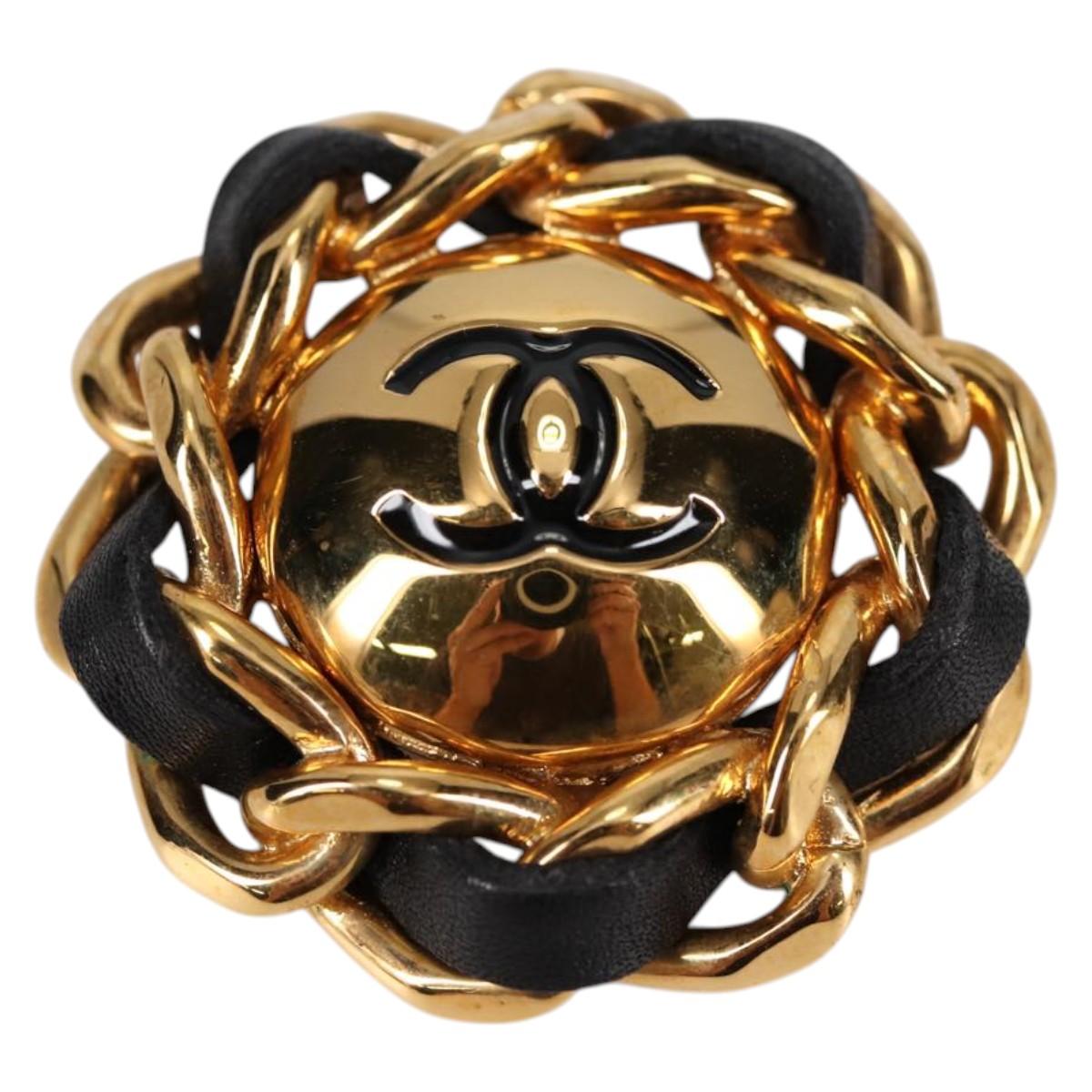 CHANEL COCO Mark Earring metal Gold CC Auth BA5544V