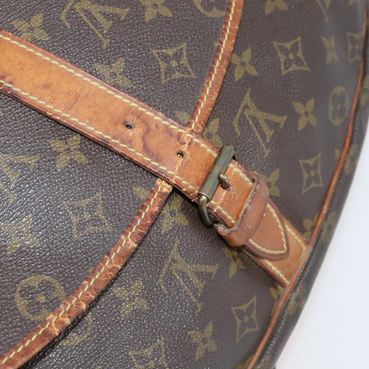 LOUIS VUITTON Monogram Saumur 35 Shoulder Bag M42254 LV Auth BA5810