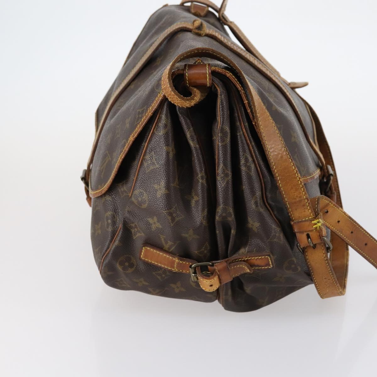 LOUIS VUITTON Monogram Saumur 35 Shoulder Bag M42254 LV Auth BA5810