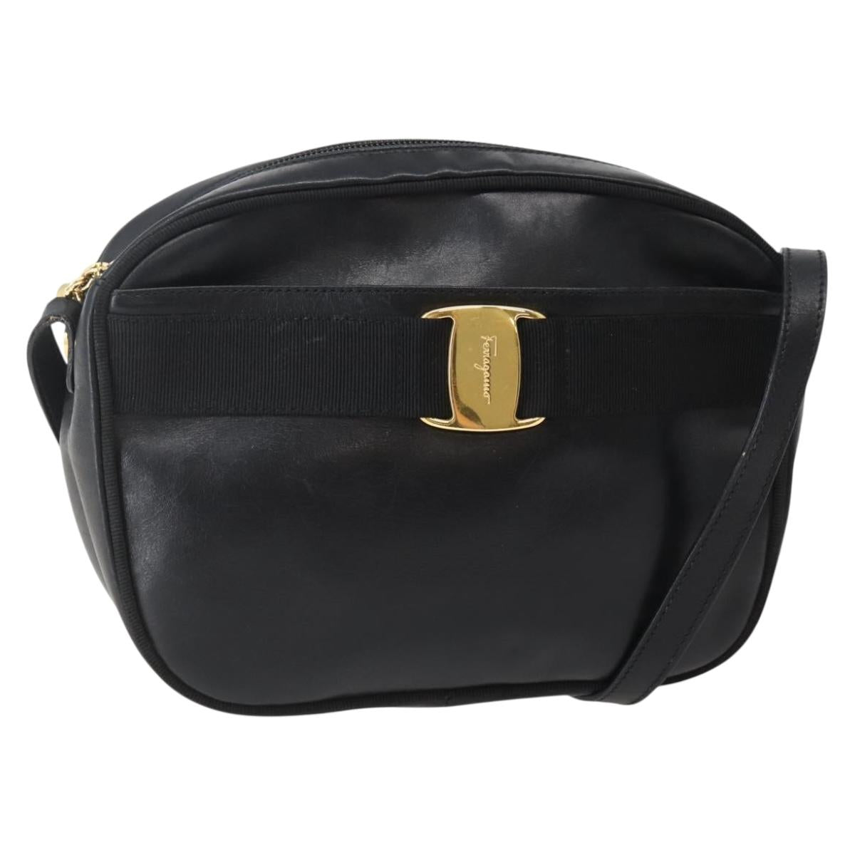 Salvatore Ferragamo Vala Shoulder Bag Leather Black Gold Auth BA5848