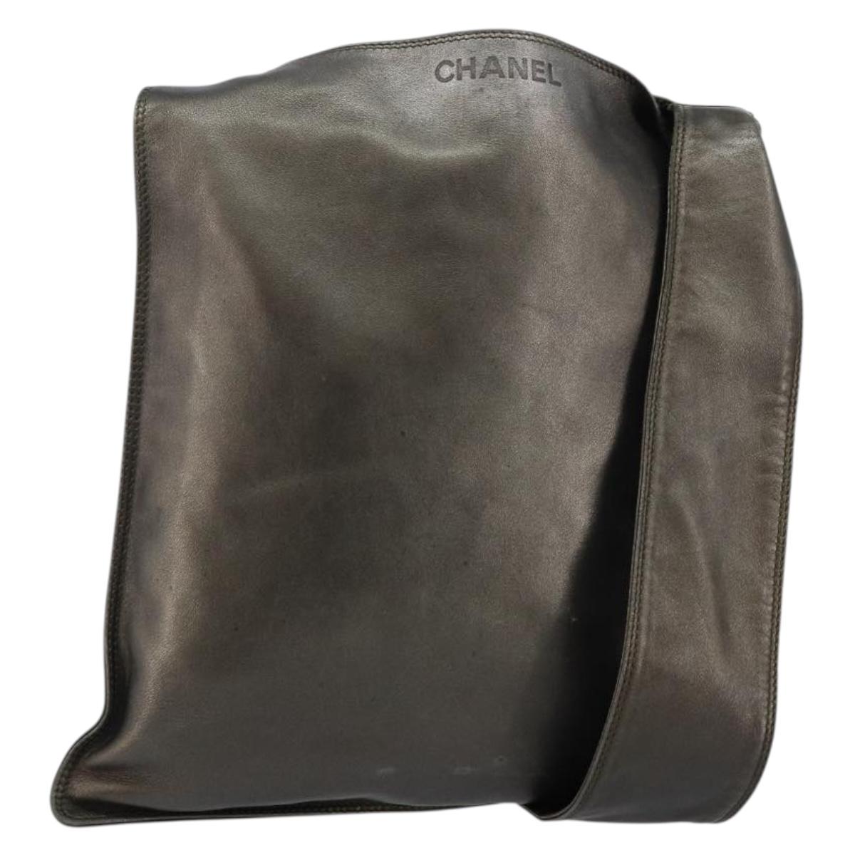 CHANEL Shoulder Bag Leather Silver CC Auth BA5922