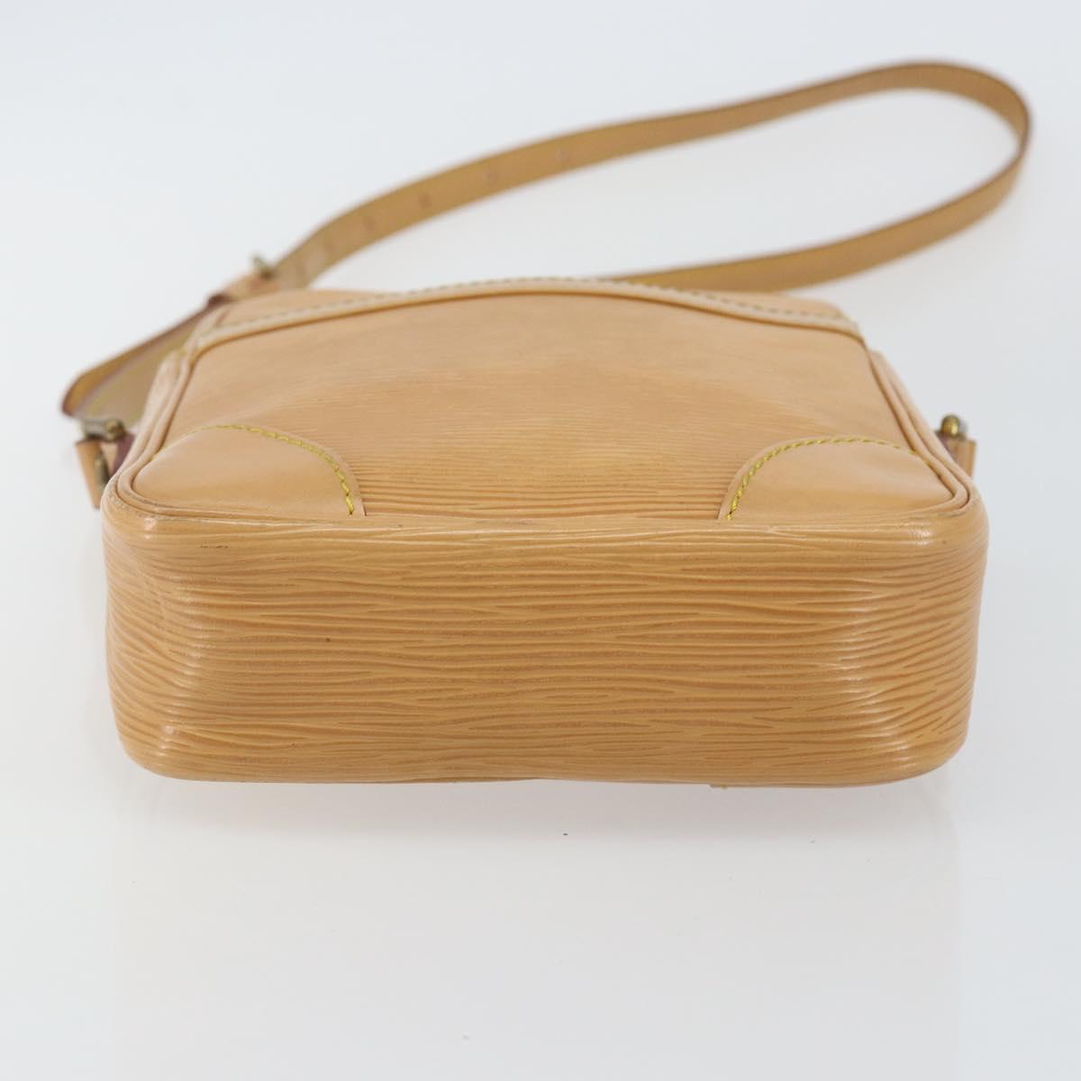 LOUIS VUITTON Epi Danube Shoulder Bag Beige M11910 LV Auth BA6003