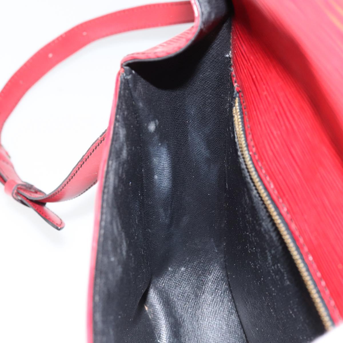 LOUIS VUITTON Epi Saint Cloud GM Shoulder Bag Red M52197 LV Auth BA6120