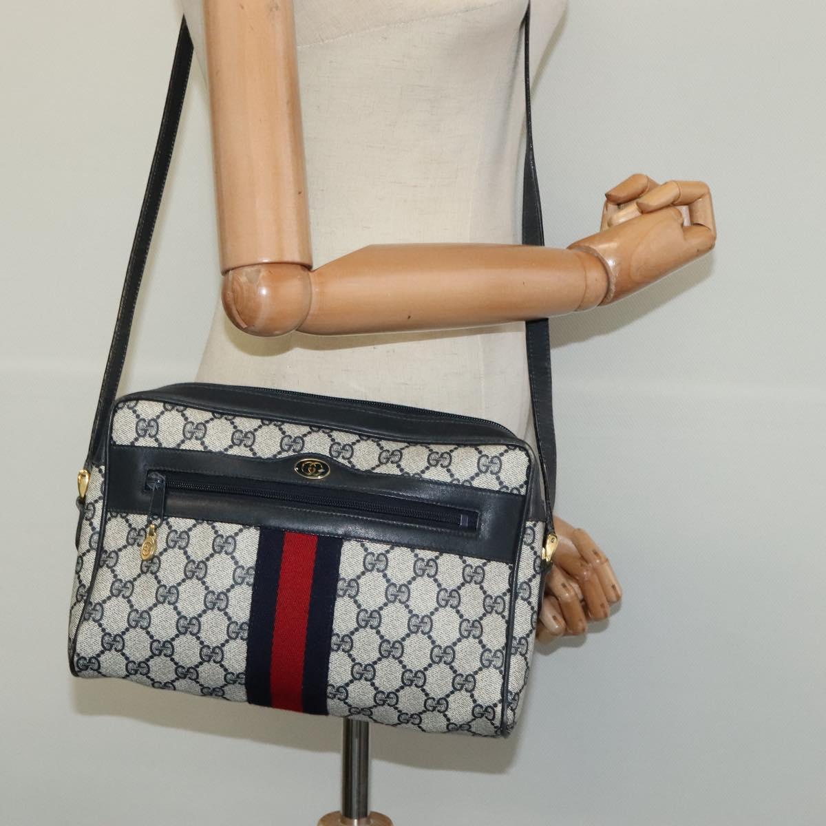 GUCCI GG Supreme Shoulder Bag PVC Navy Gold Auth BA617