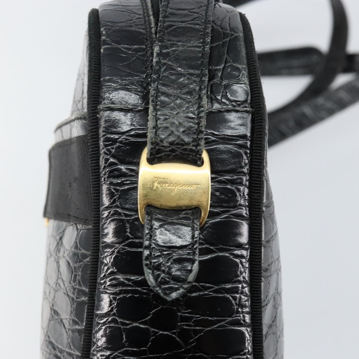 Salvatore Ferragamo Vala Shoulder Bag Leather Embossed Black Gold Auth BA6288