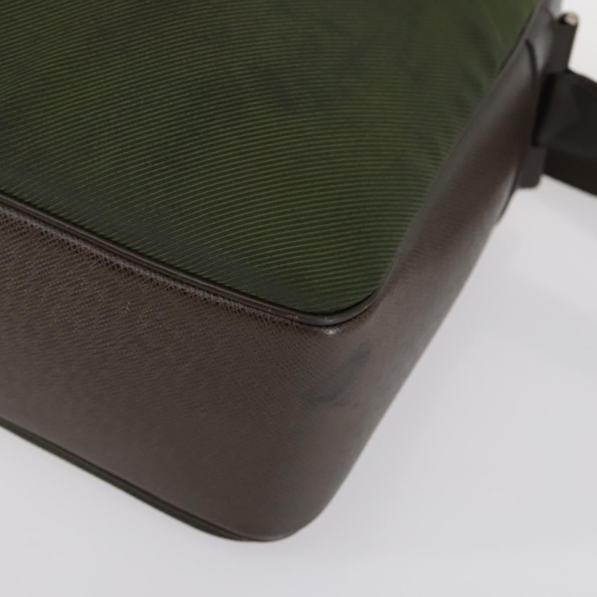 LOUIS VUITTON Taiga Thai Meal Shoulder Bag Khaki M30868 LV Auth BA6419