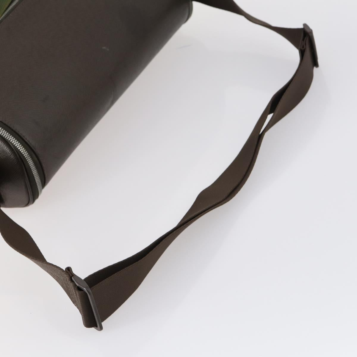 LOUIS VUITTON Taiga Thai Meal Shoulder Bag Khaki M30868 LV Auth BA6419