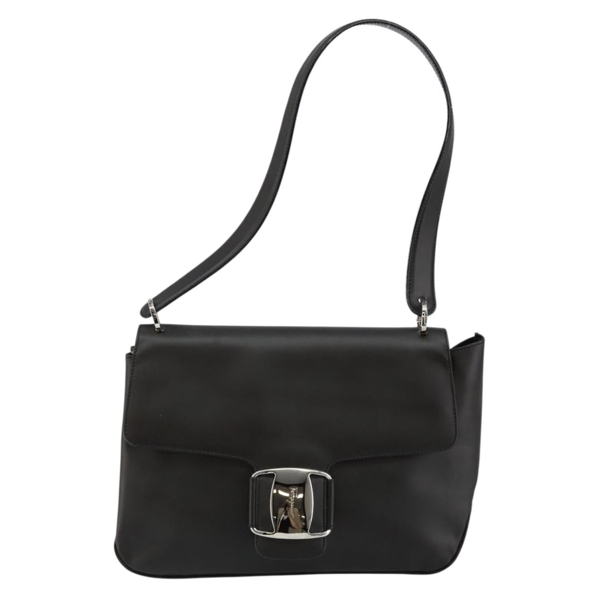 Salvatore Ferragamo Vala Shoulder Bag Leather Black Silver Auth BA6586