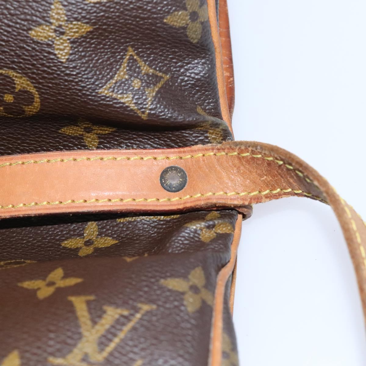 LOUIS VUITTON Monogram Saumur 30 Shoulder Bag M42256 LV Auth BA680