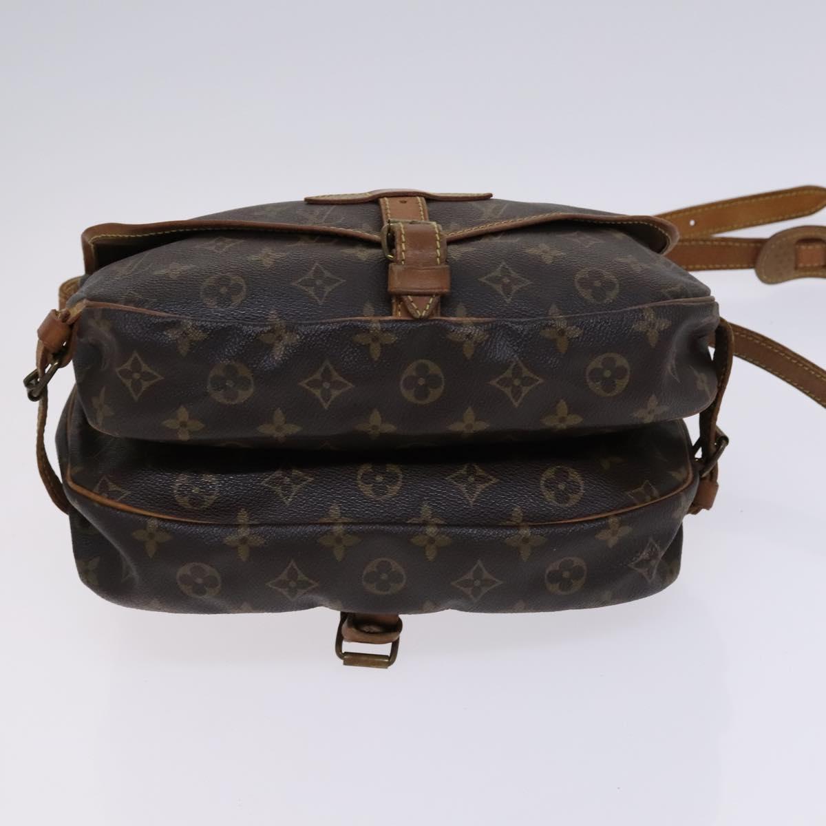 LOUIS VUITTON Monogram Saumur 30 Shoulder Bag M42256 LV Auth BA680