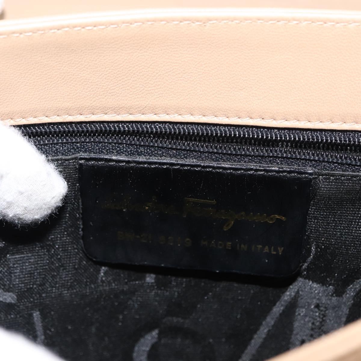 Salvatore Ferragamo Vala Shoulder Bag Leather Beige Auth BA6806